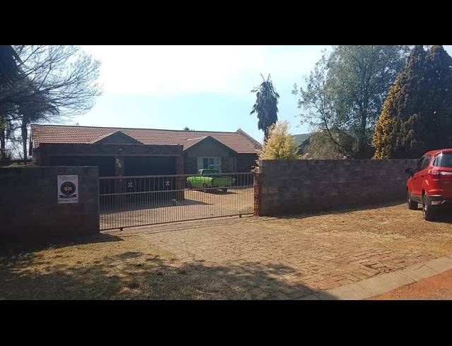 4 BEDROOM HOUSE FOR SALE IN RANDPOORT